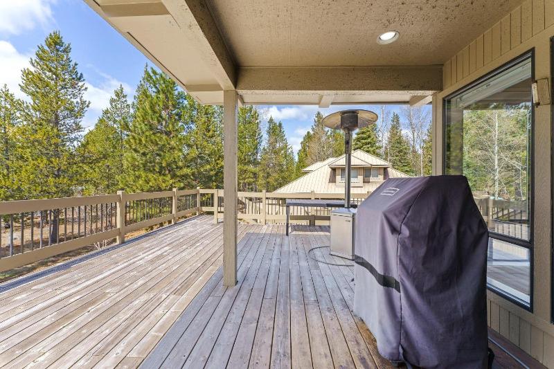 20 Aspen - image 13