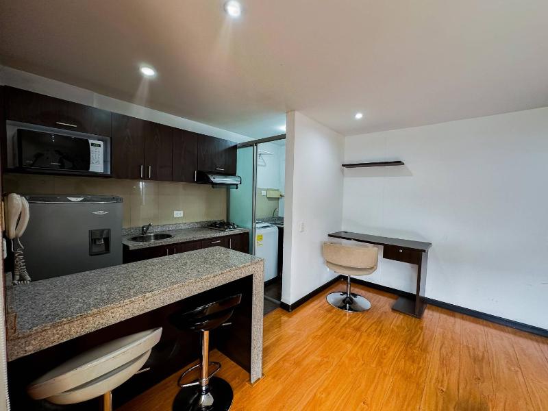 Hotel Regency Suites La Feria - image 14