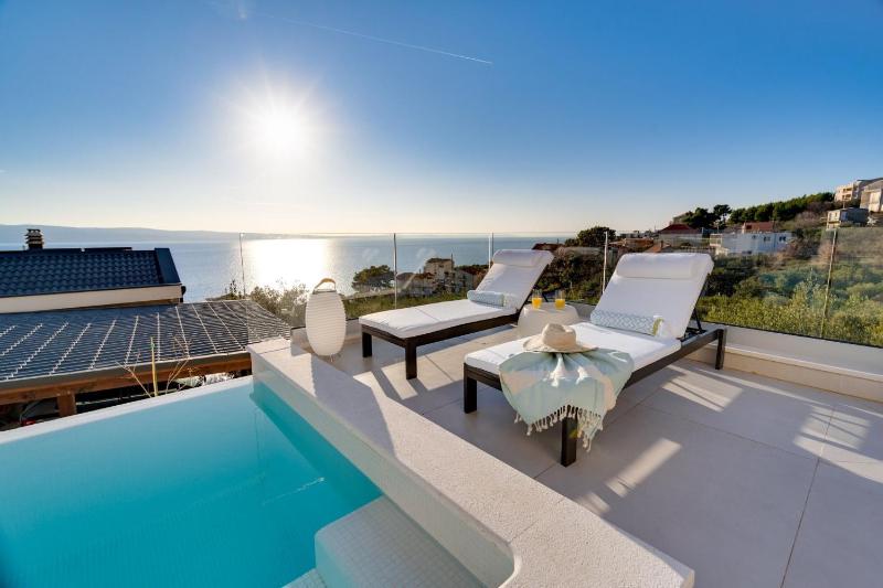 Villa Lemon 3 Bedrooms 4 Baths Infinity Pool Whirlpool Cinema room Sea view - image 19