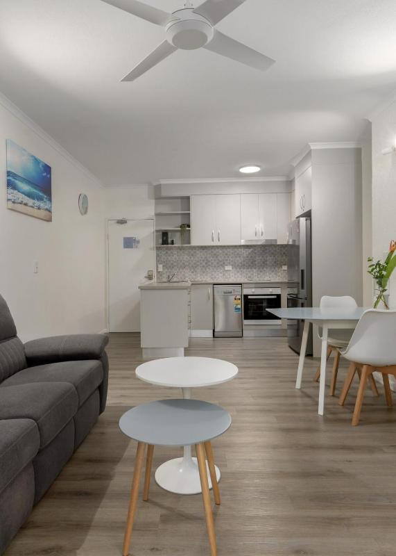 Deluxe ground floor 1 Bedroom at Coral Apartments - image 22