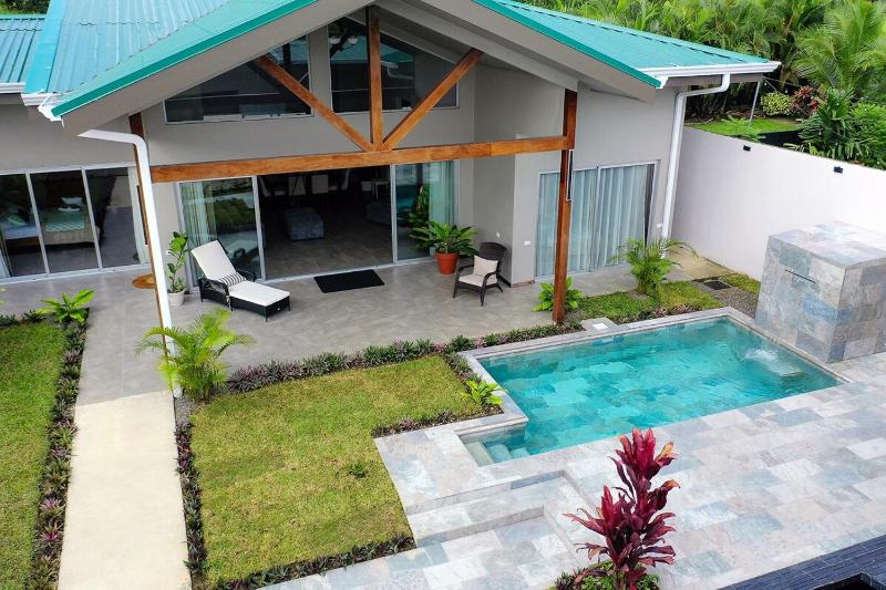 Calathea Arenal Villa - image 13