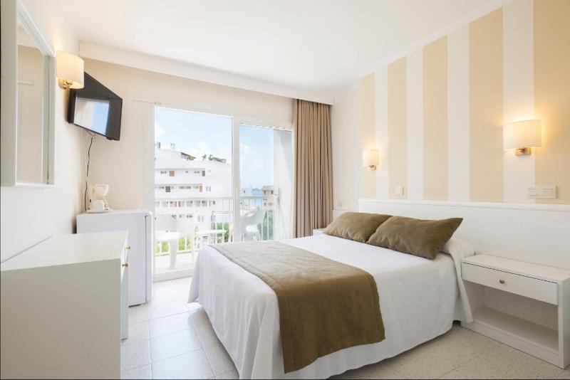 Double or Twin Room image 1