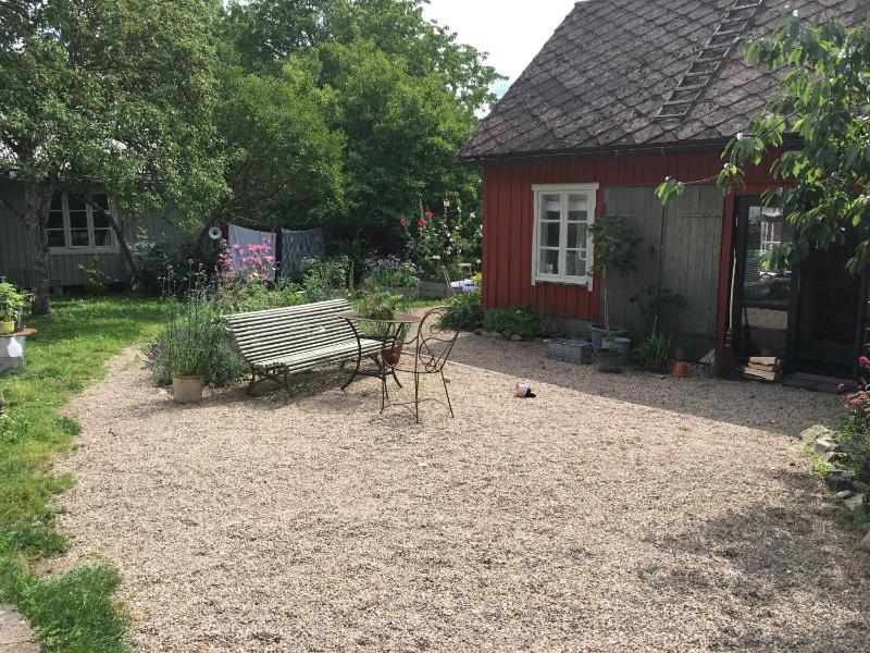 One-Bedroom House image 1