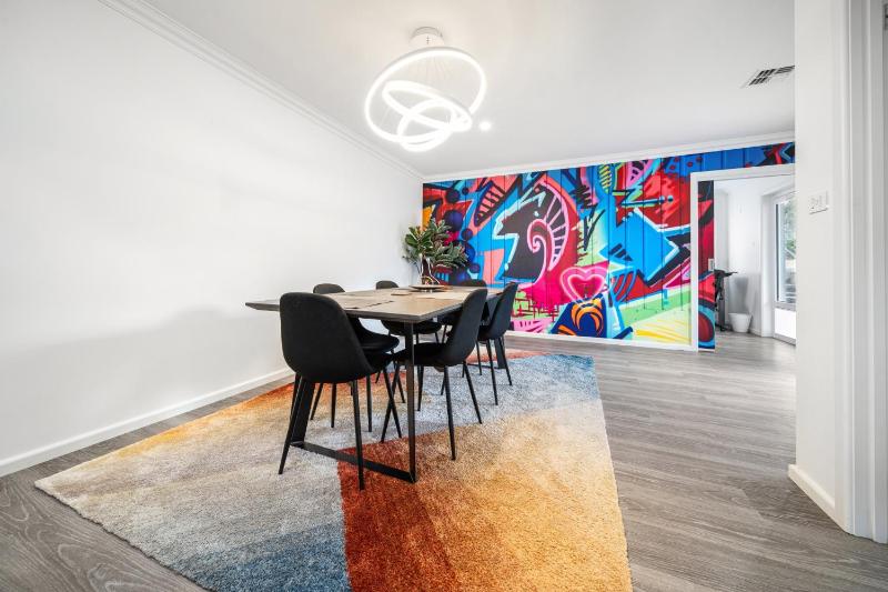 4-Bed Family Home with Spacious Backyard and BBQ - image 6