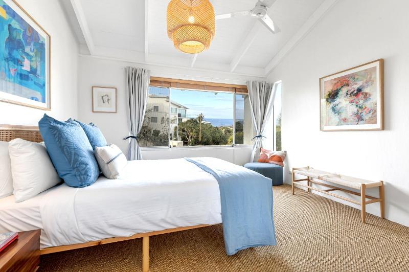 2-Bed Coastal Haven with Pool by Sunshine Beach - image 10