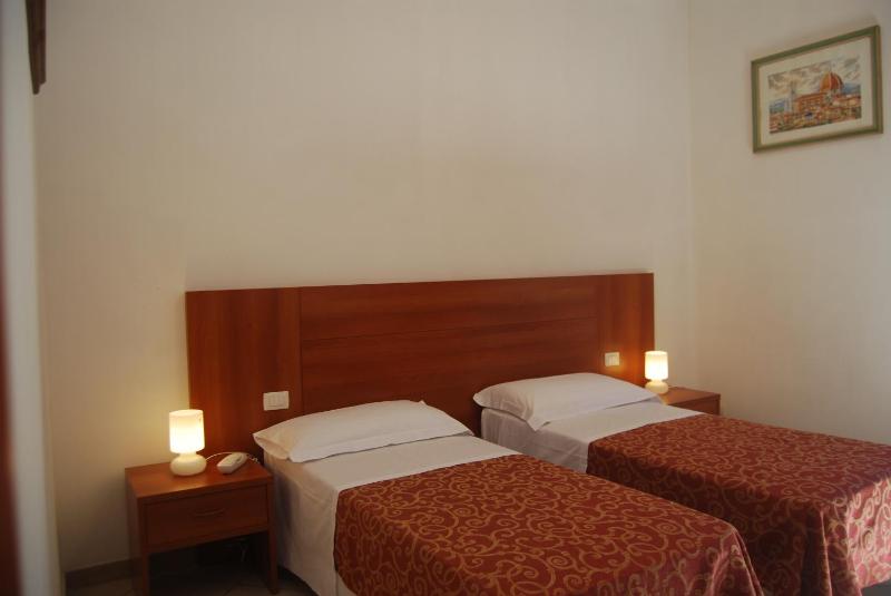 Double or Twin Room image 2