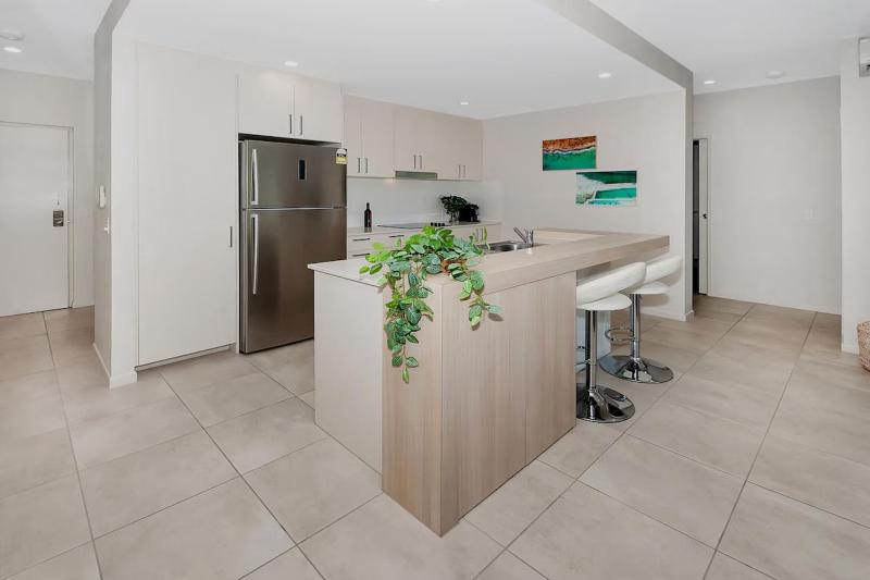 Coastal 2-Bed with Parking  Pool by the Ocean - image 16