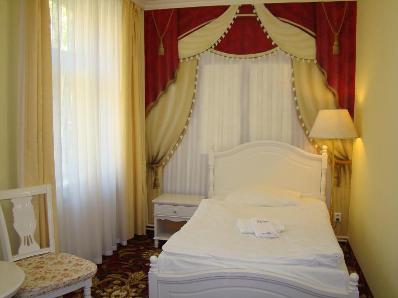Classic Suite image 2