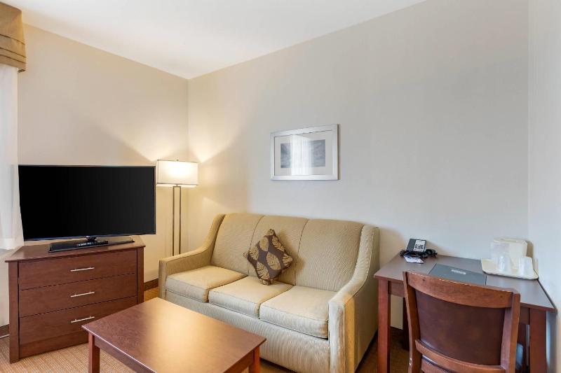 MainStay Suites Near Denver Downtown - image 45