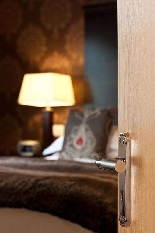Double or Twin Room image 3