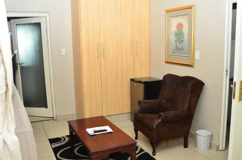 RAMATA GUEST HOUSE - image 13