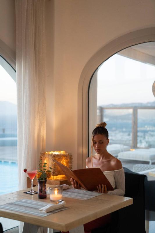 Tharroe of Mykonos Boutique Hotel - image 8