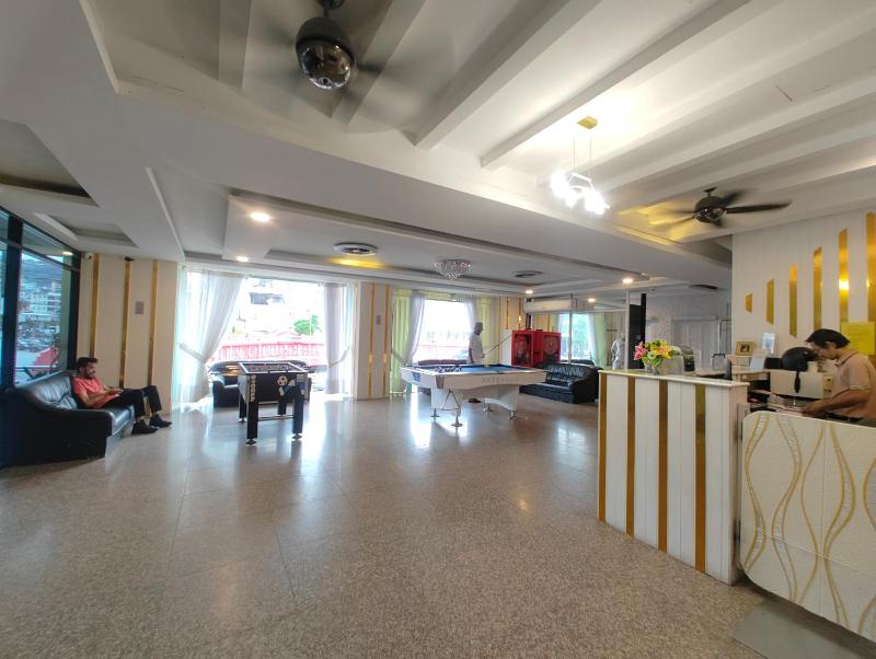 OYO Dynasty Hotel - image 15