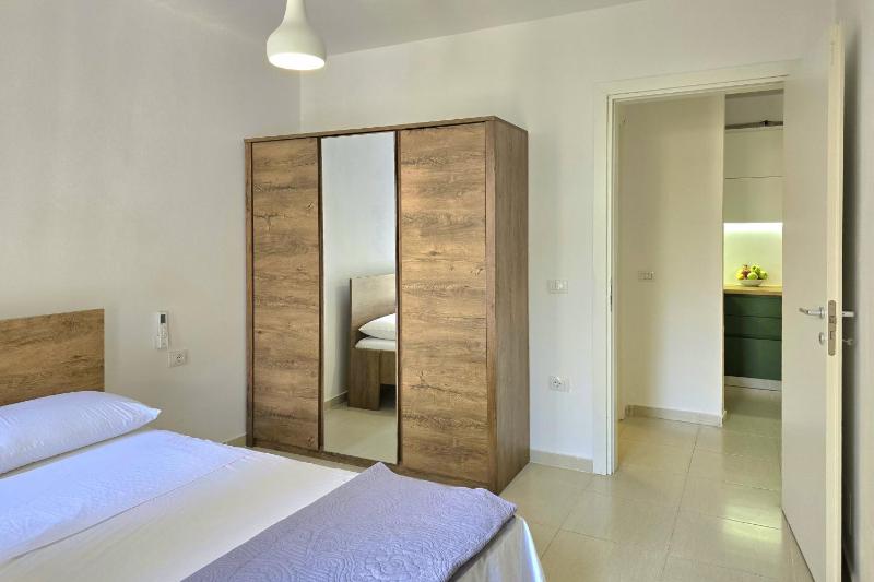 Merville Happy Stay 083 - Happy Rentals - image 5