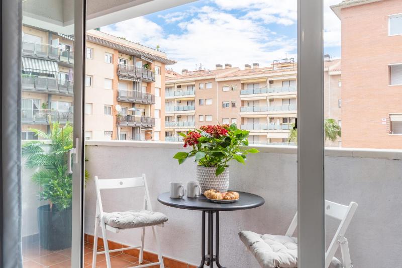 Tic Tac 23 Family apartment with pool view - image 24