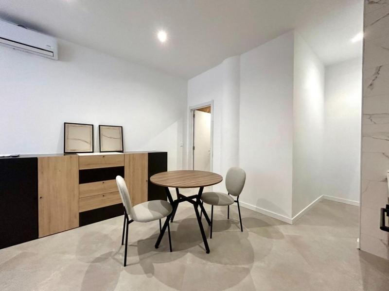 Raval House 3 - image 10