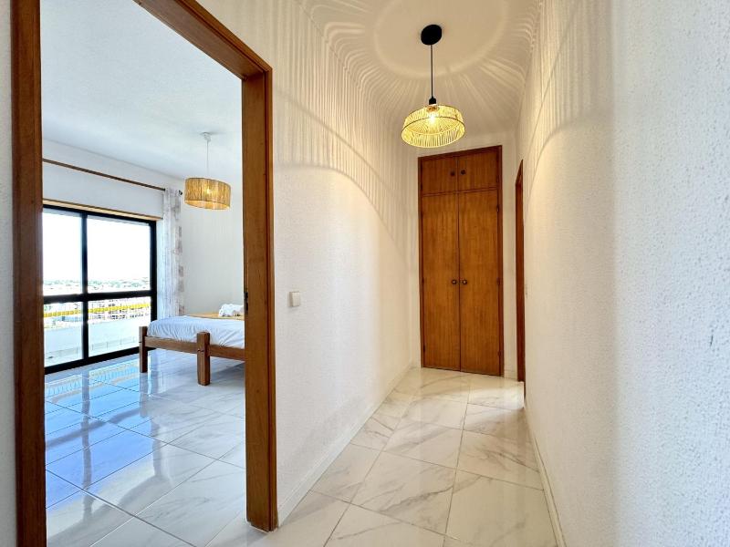 Albufeira Vintage Apartment 2 With Pool by Homing - image 8