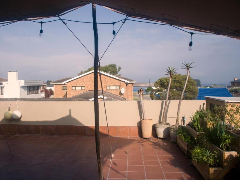 Langebaan Stay Guest House - image 5