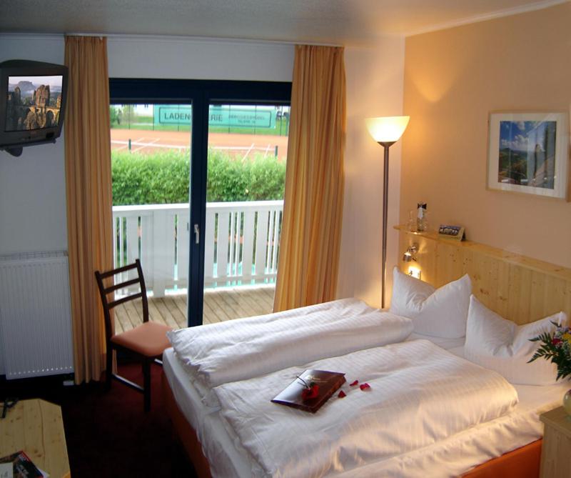 Double or Twin Room image 1