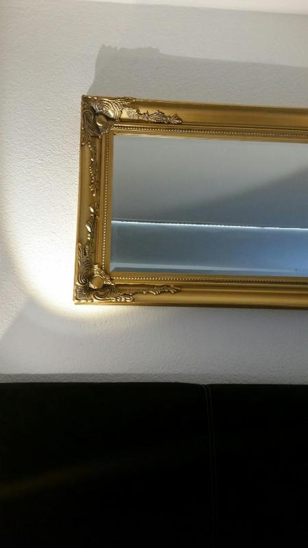 Deluxe Double Room with Balcony and Spa Bath image 4