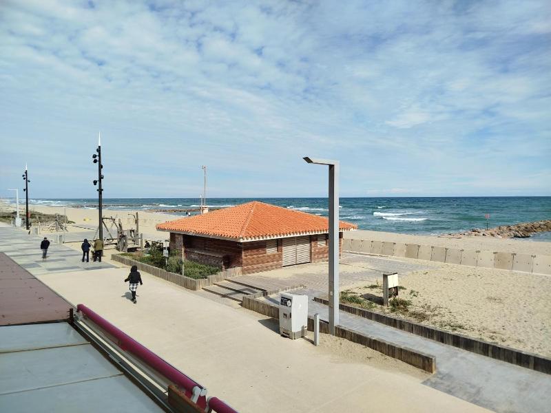 T2 CABINE-Superbe vue mer et accès direct plage proche commerces-6AT28 - image 16