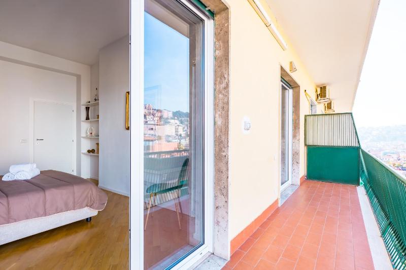 Chiaia Mon Amour Elegant Flat by Napoliapartments - image 15