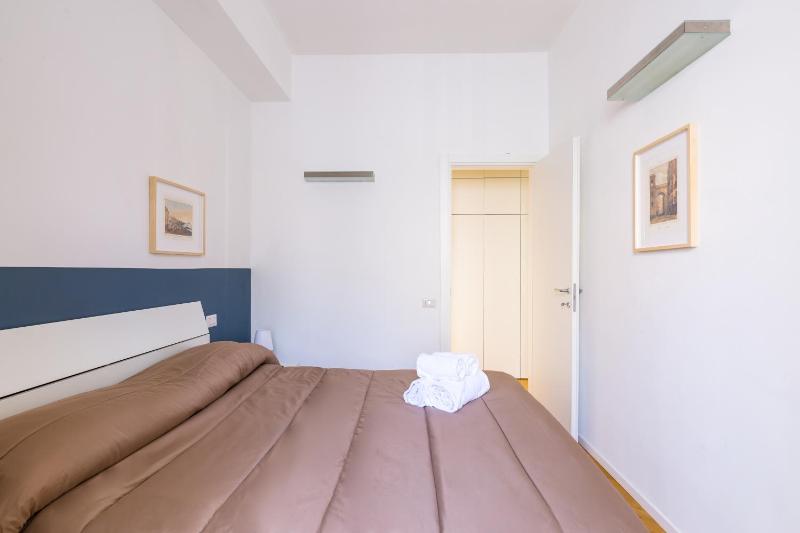 Chiaia Mon Amour Elegant Flat by Napoliapartments - image 6
