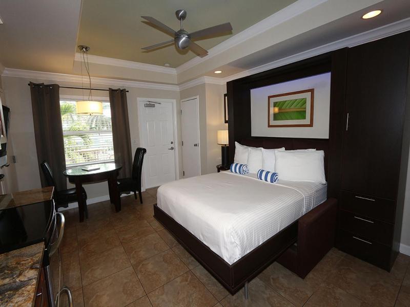 The Beach Club At Anna Maria #12 - image 15