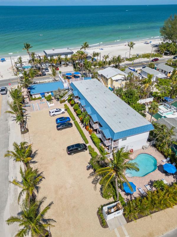 The Beach Club At Anna Maria #13 - image 16