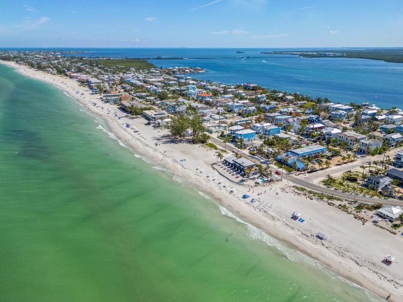 The Beach Club At Anna Maria #14 - image 40