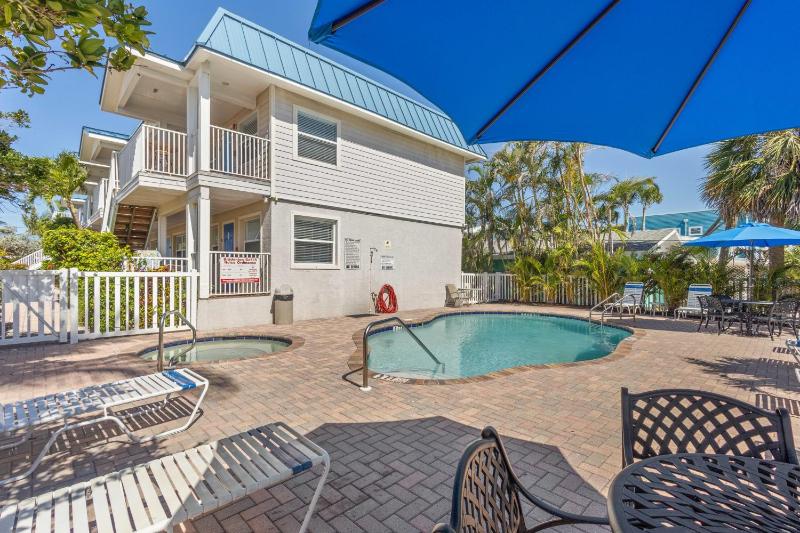 The Beach Club At Anna Maria #2 - image 32