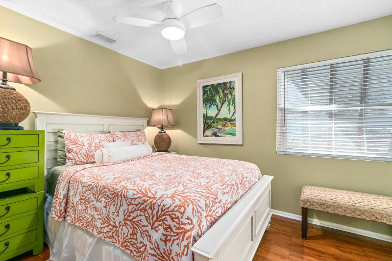 Beach Breeze East - image 8
