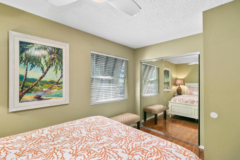 Beach Breeze East - image 6