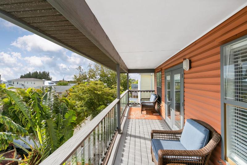 Beach Breeze East - image 30