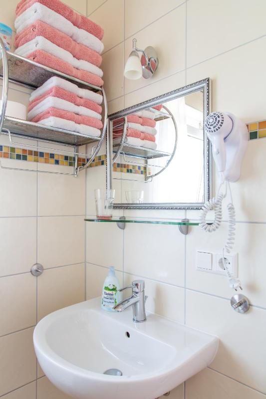 Two-Bedroom Apartment - North image 3