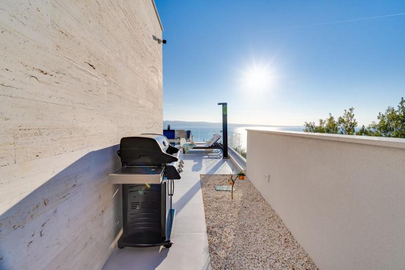 Villa Lemon 3 Bedrooms 4 Baths Infinity Pool Whirlpool Cinema room Sea view - image 36