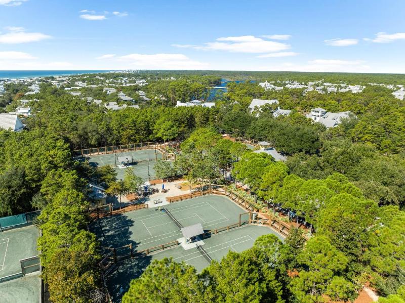 'Serendipity' Beautiful 3BR Cottage Sleeps 8 Close to Lazy River Pool at Camp WaterColor home - image 31