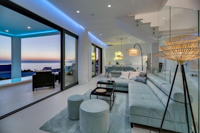 Villa Lemon 3 Bedrooms 4 Baths Infinity Pool Whirlpool Cinema room Sea view - image 44