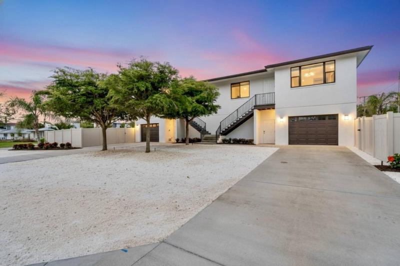 Lido Dream Getaway Duplex N - image 38