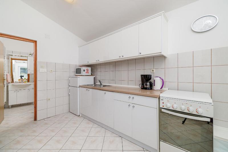 Apartments Marija - image 8