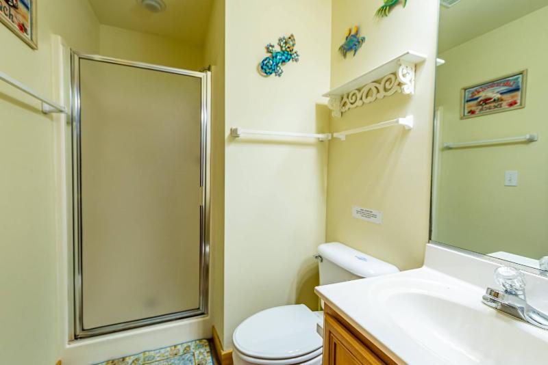 The Blue Heron - S Nags Head South Creek Acres 125 Yds to Beach Ocean Views Pool Hot Tub Close to Oregon Inlet - image 30