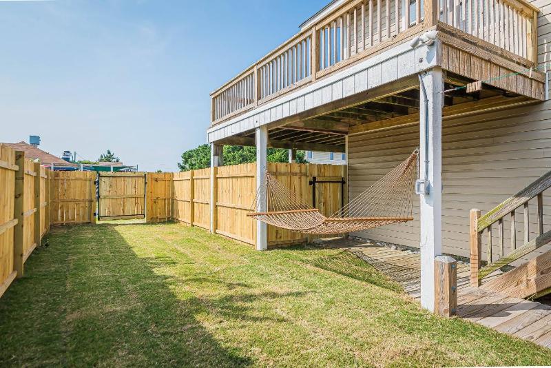 The Cottonwood - KDH MP 5 265 Yards to Beach Oceanside Year Round Flex Stays - image 3