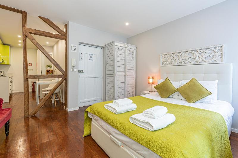 Lisbon Core Apartments Bairro Alto - image 14