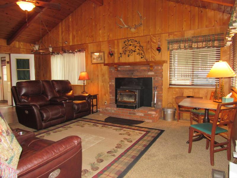 M & M Sweet Retreat - image 11