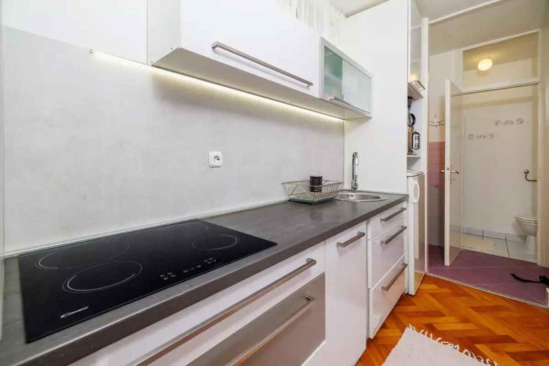 One-Bedroom Apartment in Dramalj X - image 13