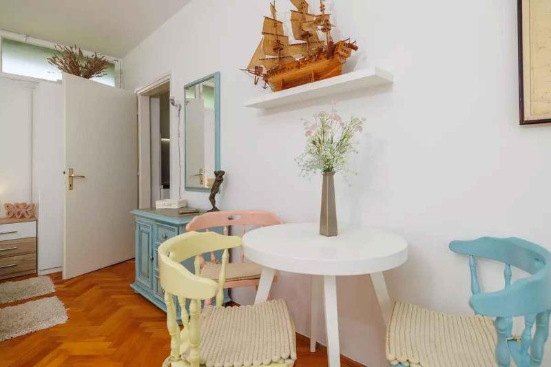 One-Bedroom Apartment in Dramalj X - image 12