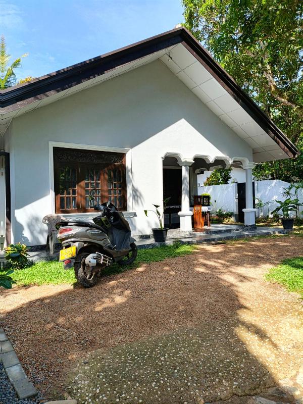 Junction 14 Villa - image 15