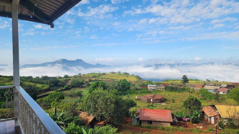 Honey Villa - image 25