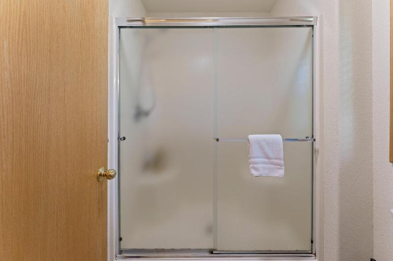 37 Kinglet - image 7