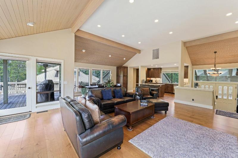 20 Aspen - image 19